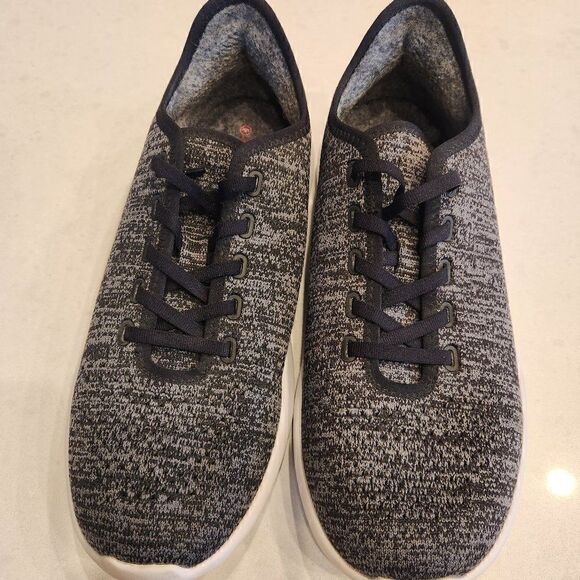 Peter Millar Hyperlight Glide sneaker. Mens Size 8.5